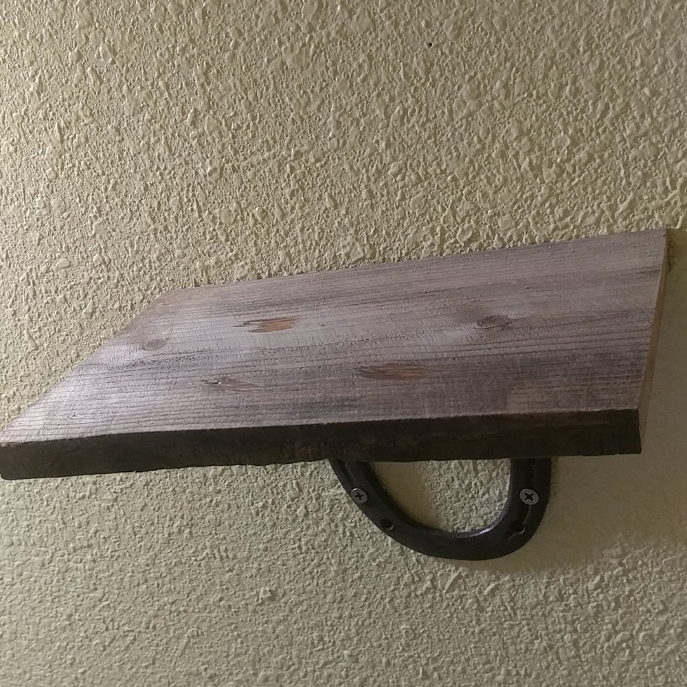 Rustic shelf - Picture 2 of 5
